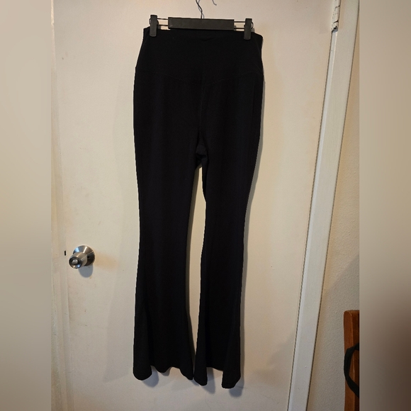Yogalicious Black Crossover Waist Flare Yoga Pants Leggings - Picture 3 of 7